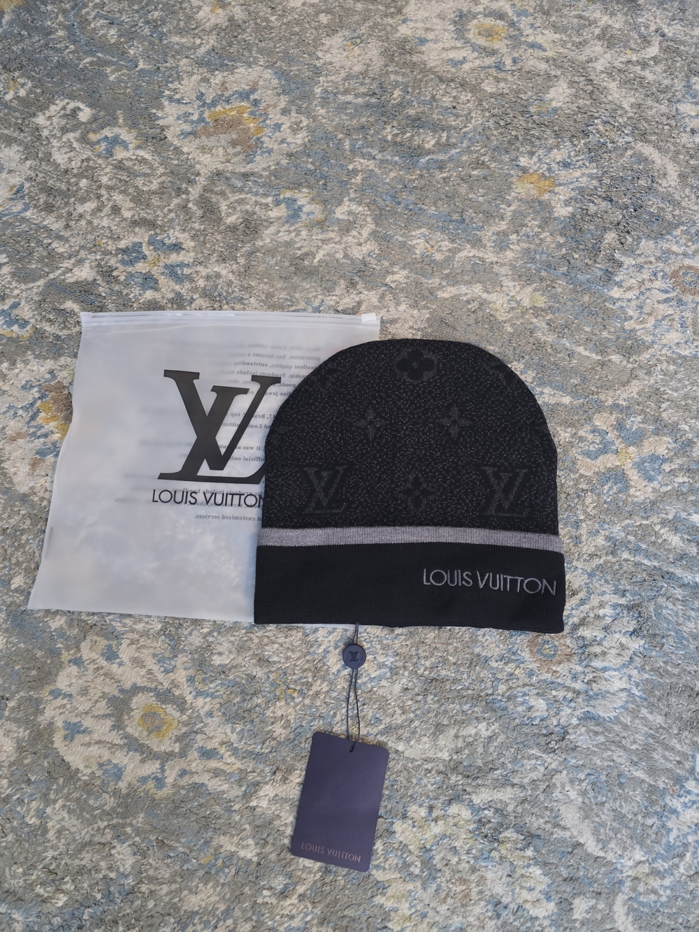 Lv Beanie